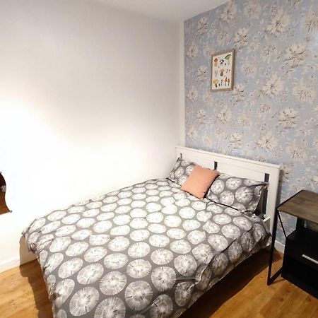 Spacious Flat With 2 To 3 Bedrooms In Central Лондон Екстериор снимка