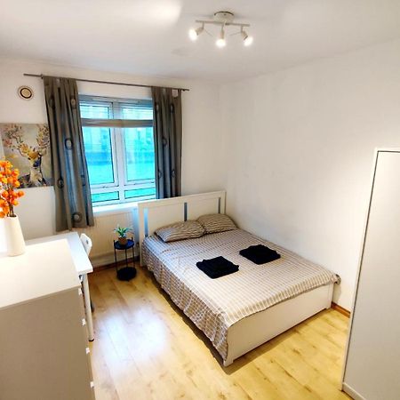 Spacious Flat With 2 To 3 Bedrooms In Central Лондон Екстериор снимка
