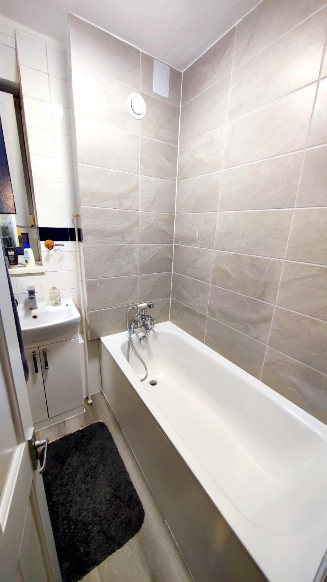 Spacious Flat With 2 To 3 Bedrooms In Central Лондон Екстериор снимка